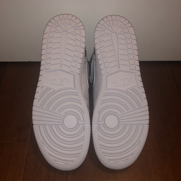 Jordan 1 Retro High CO Japan Neutral Grey 7GS - Picture 4 of 5